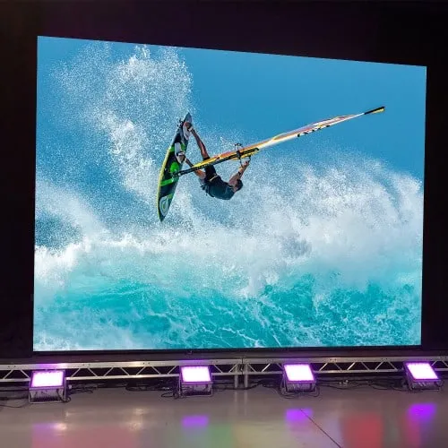 חבילת מסכי לד P5 להתקנה קבועה פנימית - 6 מטר